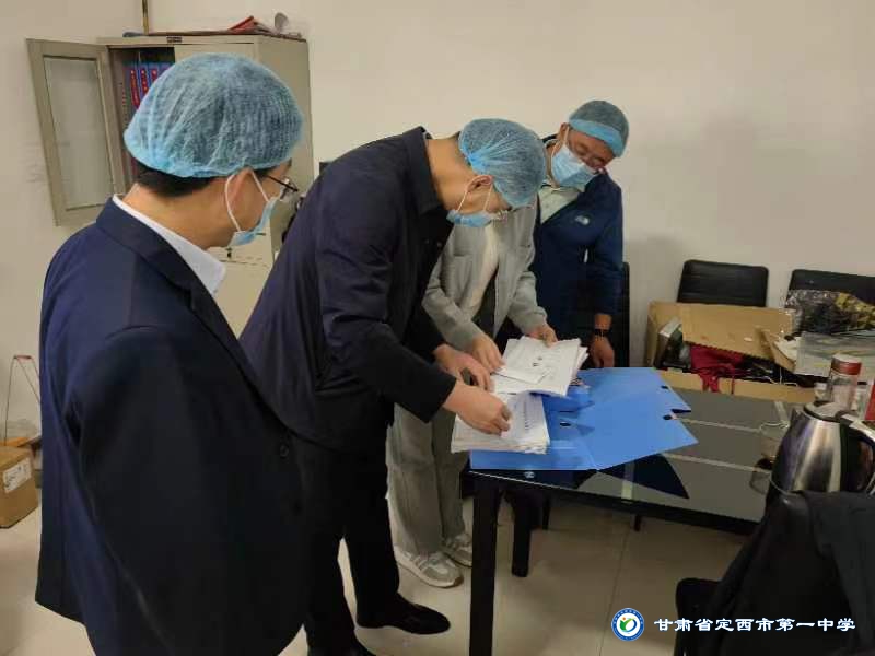 家校協(xié)同，專業(yè)賦能，共筑校園“舌尖安全”防線